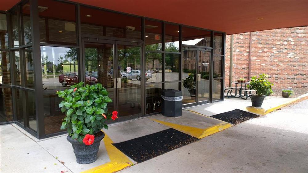 Clarion Pointe Bloomington-Normal Near I-55 And University Exterior photo